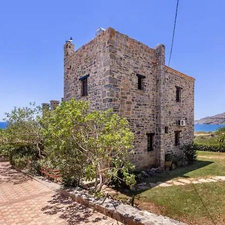 Traditional Stone House By The Sea... Kapetanianá Exteriör bild