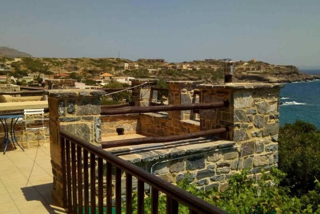 Traditional Stone House By The Sea... Kapetanianá Exteriör bild